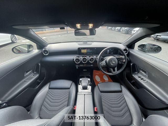 Mercedes Benz A-CLASS 2019-01 4966720-1