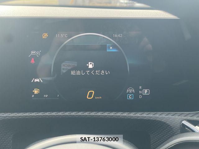 Mercedes Benz A-CLASS 2019-01 4966720-23