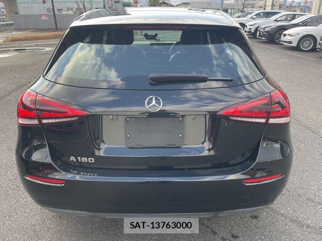Mercedes Benz A-CLASS 2019-01 4966720-6