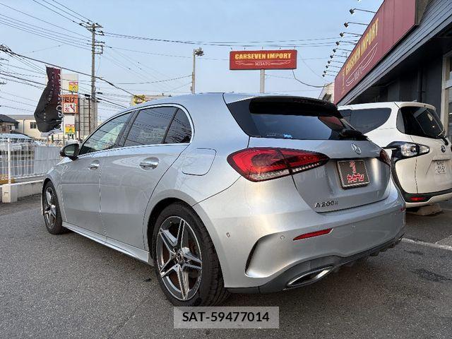 Mercedes Benz A-CLASS 2019-07 5871638-22