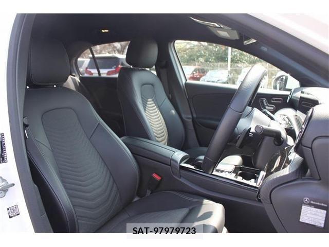 Mercedes Benz A-CLASS 2019-05 5871648-29