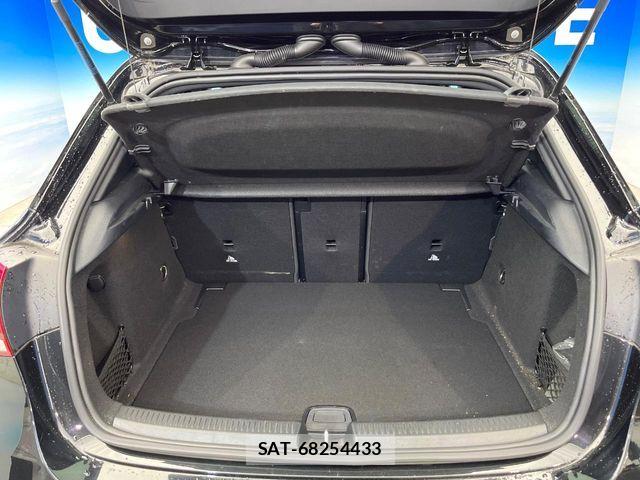 Mercedes Benz A-CLASS 2019-10 6216732-12