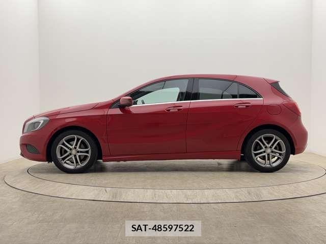 Mercedes Benz A-CLASS 2015-09 6245532-9
