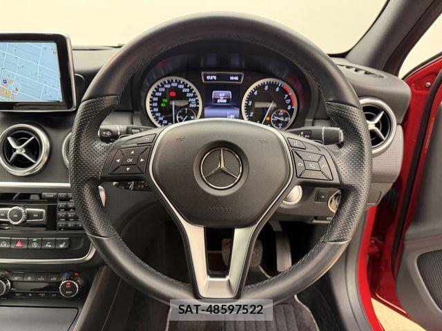 Mercedes Benz A-CLASS 2015-09 6245532-17