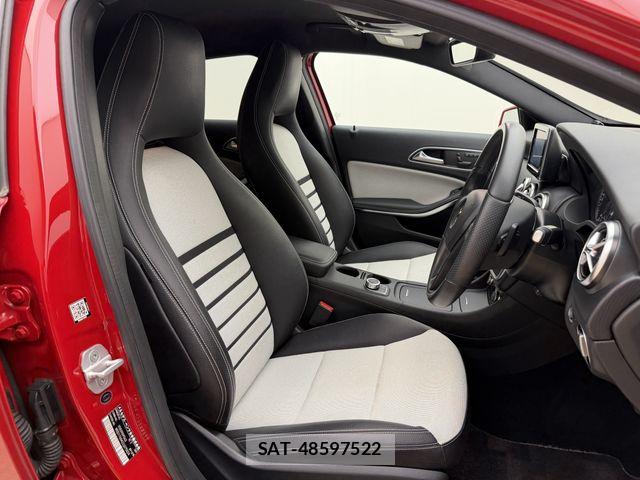 Mercedes Benz A-CLASS 2015-09 6245532-24