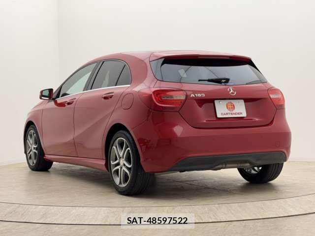 Mercedes Benz A-CLASS 2015-09 6245532-2