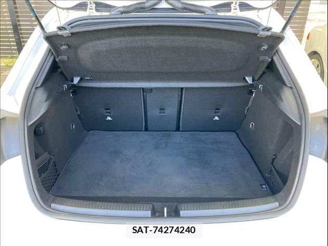 Mercedes Benz A-CLASS 2019-06 6276776-17