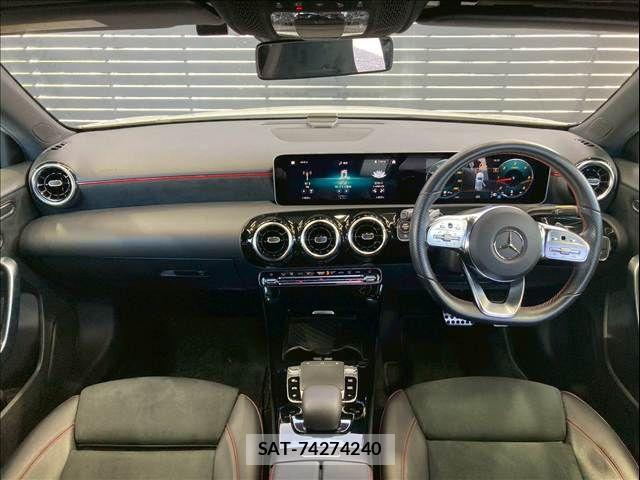 Mercedes Benz A-CLASS 2019-06 6276776-2