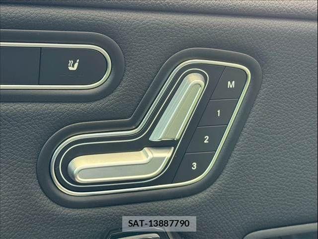 Mercedes Benz A-CLASS 2019-05 6276777-9