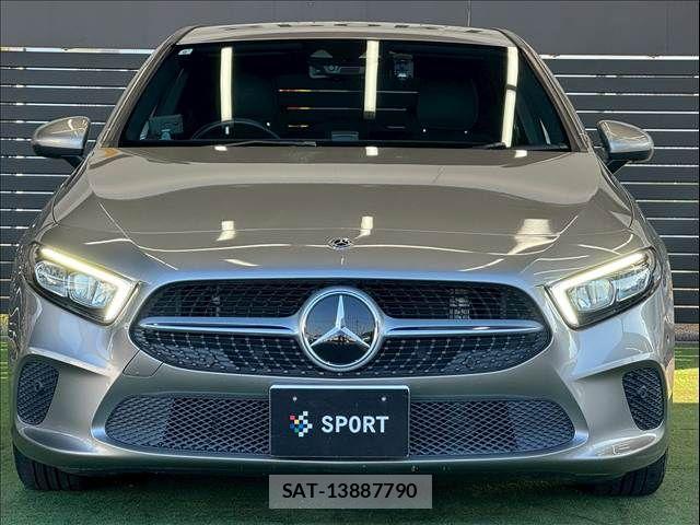 Mercedes Benz A-CLASS 2019-05 6276777-12