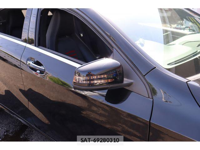 Mercedes Benz A-CLASS 2018-01 6613095-17