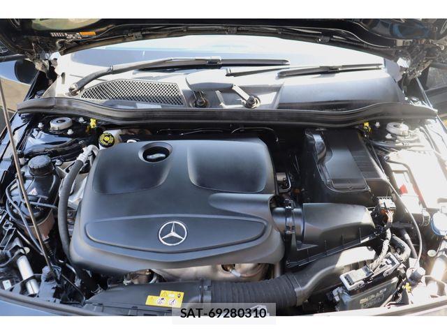 Mercedes Benz A-CLASS 2018-01 6613095-24