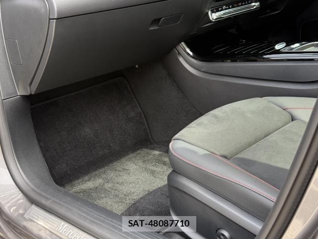 Mercedes Benz A-CLASS 2024-07 6672424-26