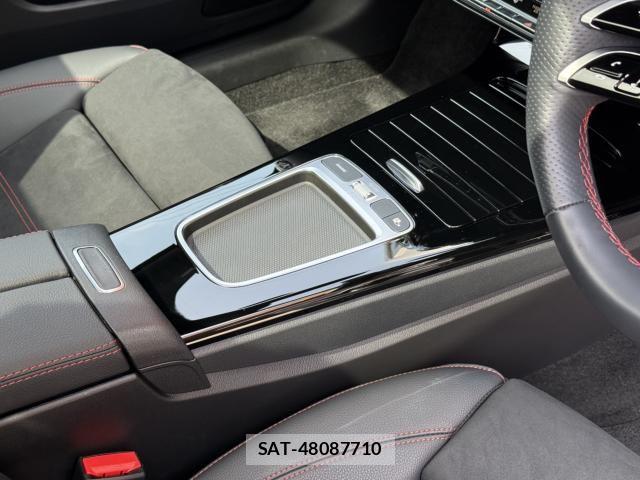 Mercedes Benz A-CLASS 2024-07 6672424-29