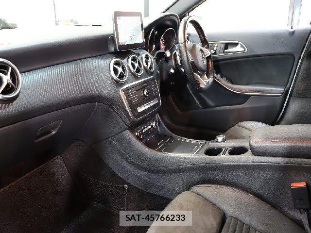 Mercedes Benz A-CLASS 2016-09 6676794-1