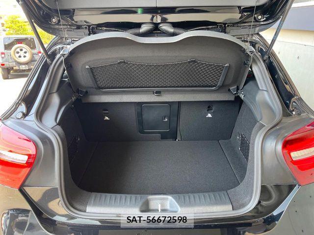 Mercedes Benz A-CLASS 2016-07 6676795-12