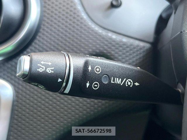 Mercedes Benz A-CLASS 2016-07 6676795-6