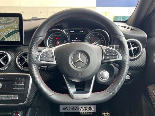 Mercedes Benz A-CLASS 2017-09 6716611-11