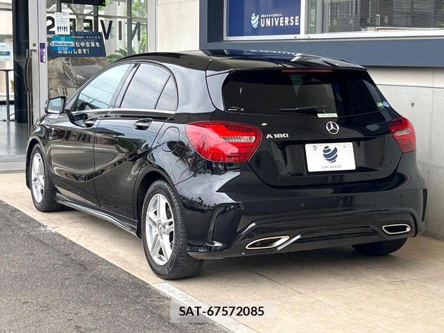 Mercedes Benz A-CLASS 2017-09 6716611-17