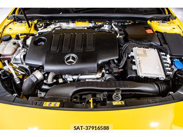 Mercedes Benz A-CLASS 2024-02 6752331-3