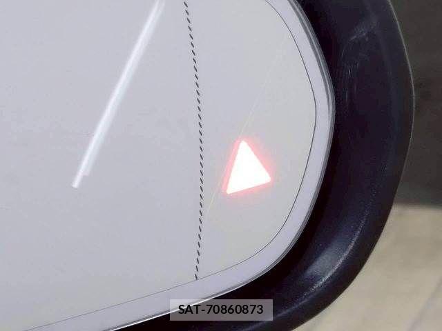 Mercedes Benz A-CLASS 2019-08 6815853-5