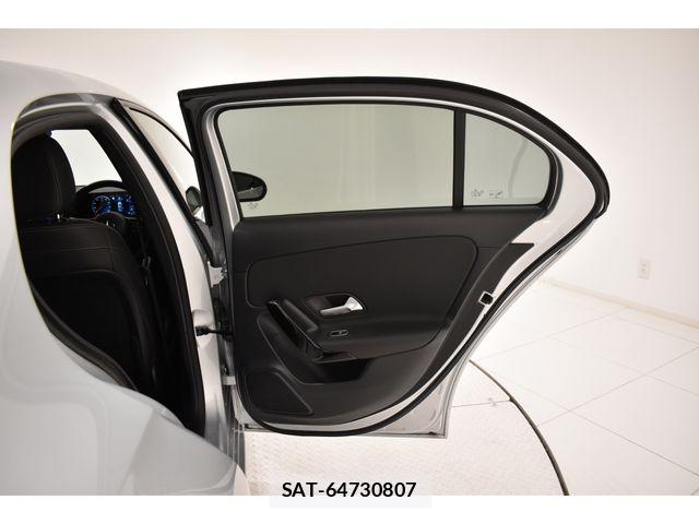 Mercedes Benz A-CLASS 2018-12 6908155-13