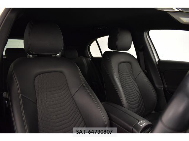 Mercedes Benz A-CLASS 2018-12 6908155-2
