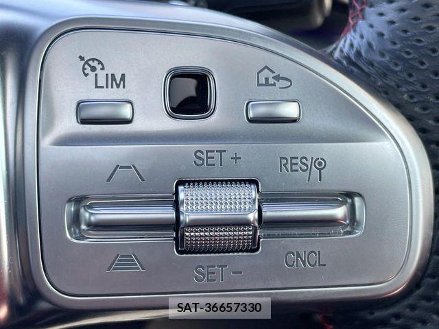Mercedes Benz A-CLASS 2021-10 6995472-6