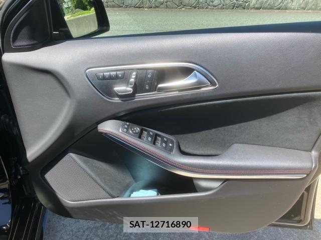 Mercedes Benz A-CLASS 2017-06 7020856-12