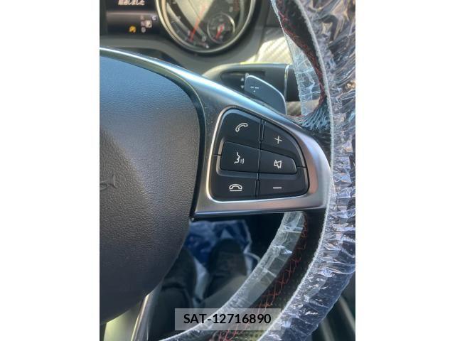 Mercedes Benz A-CLASS 2017-06 7020856-22