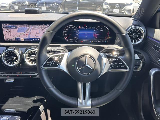 Mercedes Benz A-CLASS 2025-01 7020853-11
