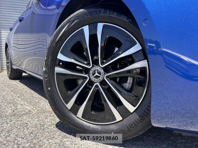 Mercedes Benz A-CLASS 2025-01 7020853-15