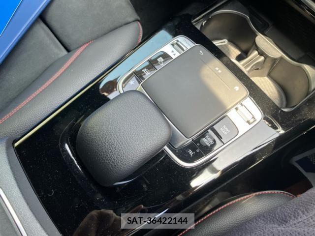 Mercedes Benz A-CLASS 2019-09 7020855-24