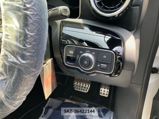 Mercedes Benz A-CLASS 2019-09 7020855-25