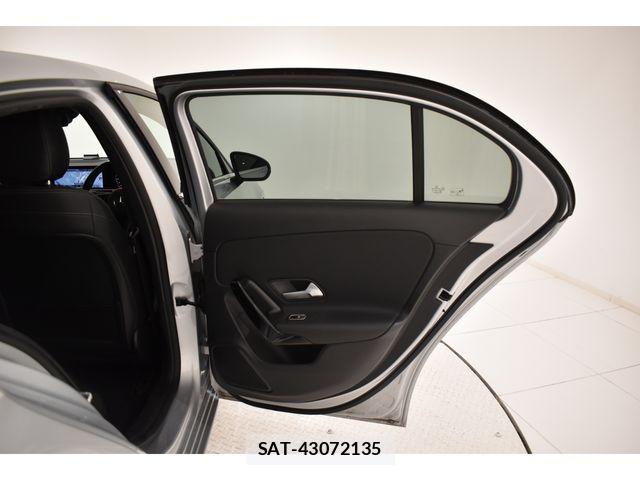 Mercedes Benz A-CLASS 2019-11 7059420-11