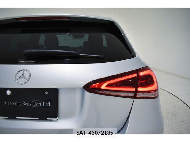 Mercedes Benz A-CLASS 2019-11 7059420-17