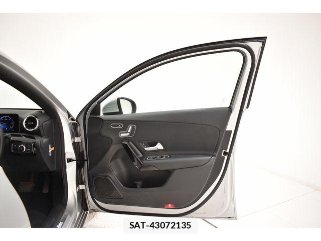 Mercedes Benz A-CLASS 2019-11 7059420-4