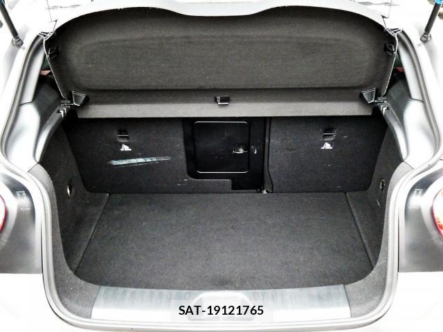 Mercedes Benz A-CLASS 2013-09 7059423-12
