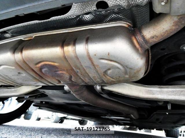 Mercedes Benz A-CLASS 2013-09 7059423-24