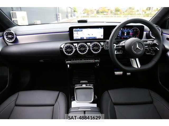 Mercedes Benz A-CLASS 2025-11 7221497-9