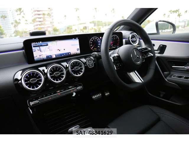 Mercedes Benz A-CLASS 2025-11 7221497-11