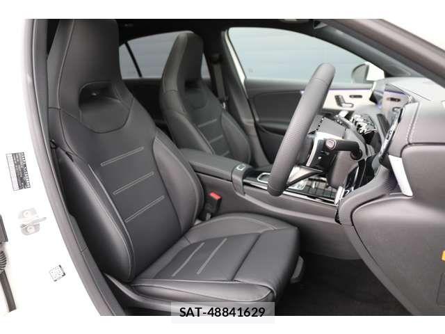 Mercedes Benz A-CLASS 2025-11 7221497-12