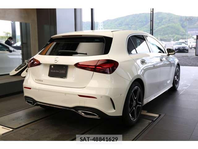 Mercedes Benz A-CLASS 2025-11 7221497-7
