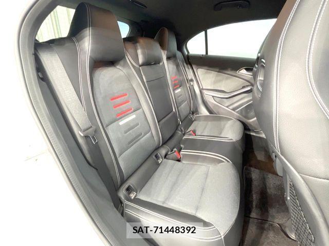Mercedes Benz A-CLASS 2017-12 7221486-9