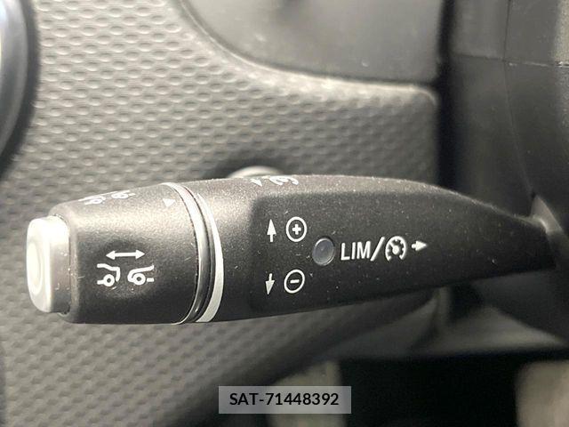 Mercedes Benz A-CLASS 2017-12 7221486-5
