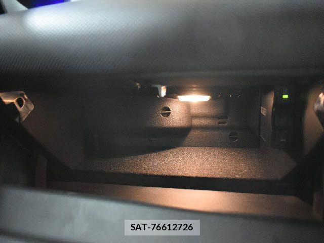 Mercedes Benz A-CLASS 2018-12 7221487-13