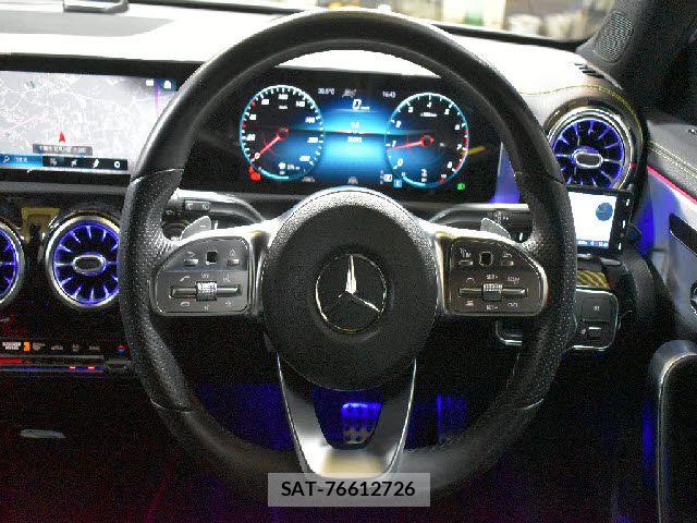 Mercedes Benz A-CLASS 2018-12 7221487-15