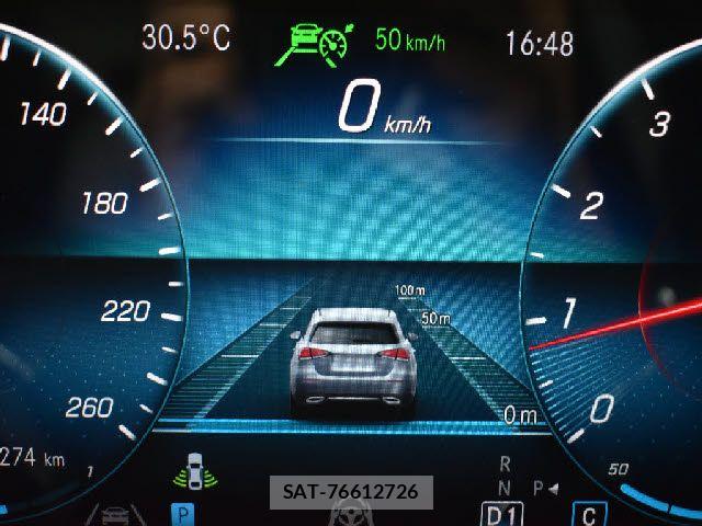 Mercedes Benz A-CLASS 2018-12 7221487-4