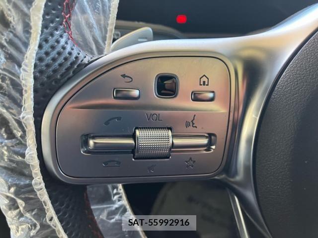 Mercedes Benz A-CLASS 2018-12 7221490-17