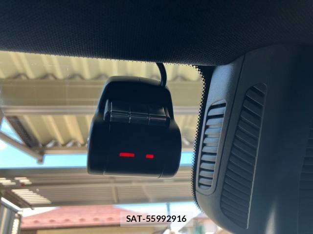 Mercedes Benz A-CLASS 2018-12 7221490-23